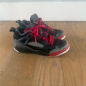 Jordan Kids Black and Red Sneakers